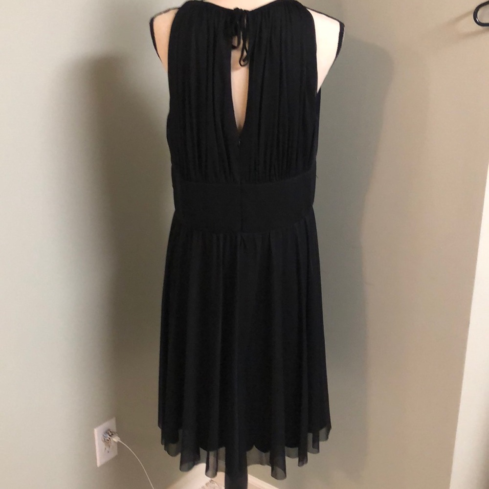Black Evening Formal Dress size 14 - Picture 4 of 9